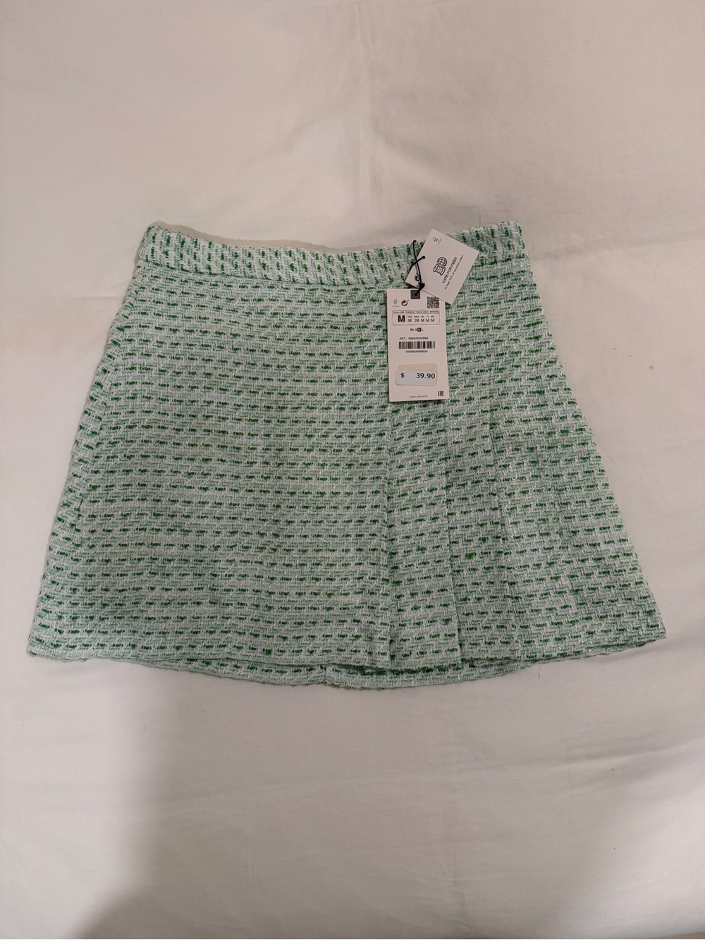 NWT Zara - Green and White Tweed Pleated Mini Skirt - Picture 5 of 6